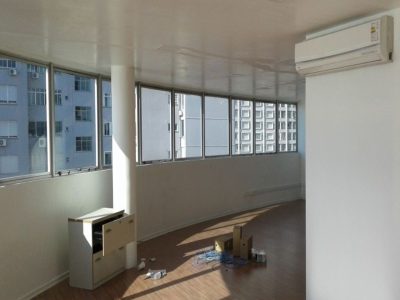 Conjunto/Sala à venda com 360m², 2 vagas no bairro Centro Histórico em Porto Alegre - Foto 6