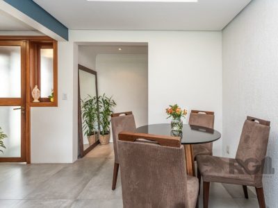 Apartamento à venda com 90m², 3 quartos, 1 suíte, 2 vagas no bairro Ipanema em Porto Alegre - Foto 7