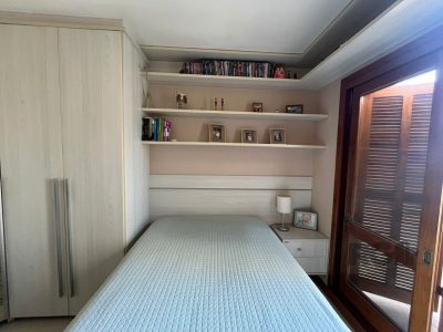 Casa Condominio à venda com 201m², 3 quartos, 1 suíte, 2 vagas no bairro Ipanema em Porto Alegre - Foto 31