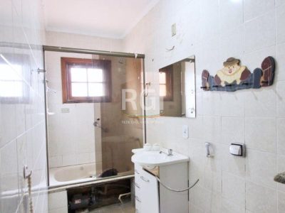 Casa Condominio à venda com 104m², 4 quartos, 1 suíte, 1 vaga no bairro Glória em Porto Alegre - Foto 15