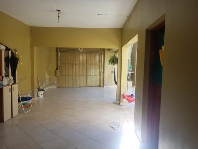 Casa à venda com 300m², 4 quartos, 1 suíte, 2 vagas no bairro Glória em Porto Alegre - Foto 13