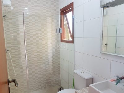 Casa à venda com 300m², 4 quartos, 1 suíte, 2 vagas no bairro Glória em Porto Alegre - Foto 24