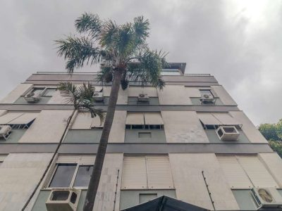 Apartamento à venda com 93m², 3 quartos, 1 vaga no bairro São João em Porto Alegre - Foto 2