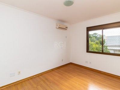 Apartamento à venda com 84m², 2 quartos, 1 suíte, 1 vaga no bairro Vila Ipiranga em Porto Alegre - Foto 12