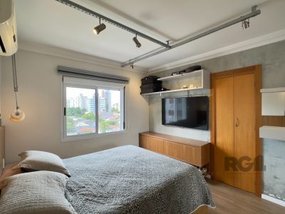 Apartamento à venda com 95m², 3 quartos, 1 suíte, 2 vagas no bairro Passo d'Areia em Porto Alegre - Foto 17