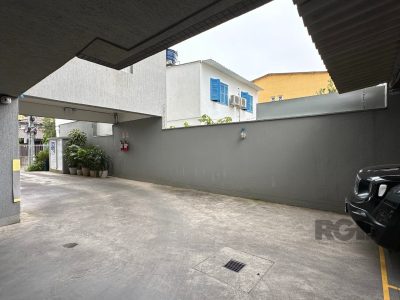 Apartamento à venda com 95m², 3 quartos, 1 suíte, 2 vagas no bairro Passo d'Areia em Porto Alegre - Foto 31