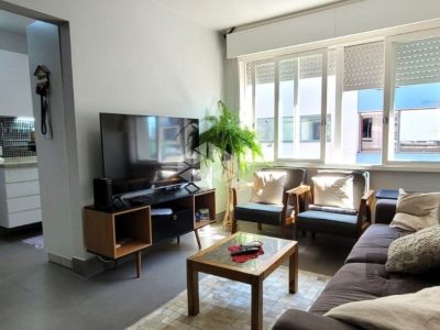 Apartamento à venda com 72m², 3 quartos, 1 suíte, 2 vagas no bairro Petrópolis em Porto Alegre - Foto 4