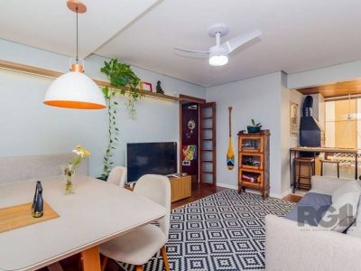 Apartamento à venda com 67m², 2 quartos, 1 vaga no bairro Cidade Baixa em Porto Alegre - Foto 3