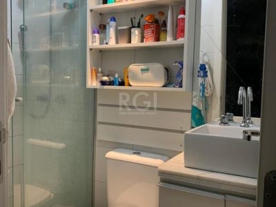 Apartamento à venda com 59m², 2 quartos, 1 suíte, 1 vaga no bairro Menino Deus em Porto Alegre - Foto 17