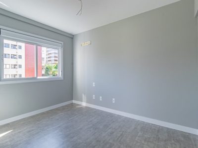 Apartamento à venda com 83m², 2 quartos, 2 suítes, 2 vagas no bairro Petrópolis em Porto Alegre - Foto 19