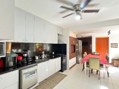 Casa Condominio à venda com 290m², 4 quartos, 2 suítes, 2 vagas no bairro Cristal em Porto Alegre - Foto 11