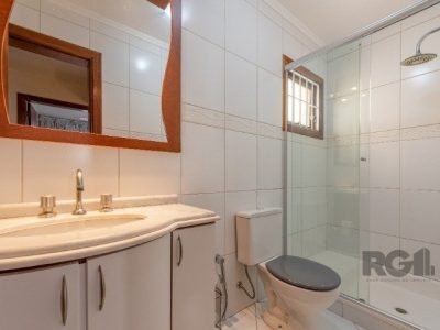 Casa Condominio à venda com 250m², 3 quartos, 1 suíte, 2 vagas no bairro Tristeza em Porto Alegre - Foto 16