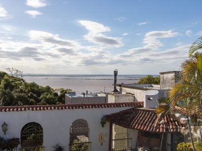 Casa à venda com 580m², 3 quartos, 1 suíte, 3 vagas no bairro Menino Deus em Porto Alegre - Foto 52