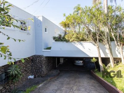 Casa à venda com 580m², 3 quartos, 1 suíte, 3 vagas no bairro Menino Deus em Porto Alegre - Foto 66