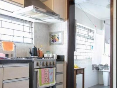 Apartamento à venda com 100m², 3 quartos, 1 suíte, 1 vaga no bairro Rio Branco em Porto Alegre - Foto 4