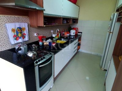 Apartamento à venda com 72m², 3 quartos no bairro Partenon em Porto Alegre - Foto 13