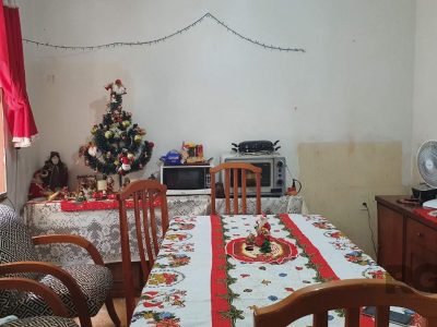 Casa à venda com 200m², 5 quartos, 1 suíte, 4 vagas no bairro Santa Tereza em Porto Alegre - Foto 3