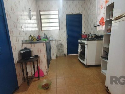 Casa à venda com 200m², 5 quartos, 1 suíte, 4 vagas no bairro Santa Tereza em Porto Alegre - Foto 7