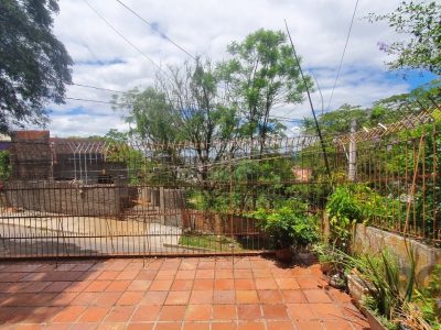 Casa à venda com 200m², 5 quartos, 1 suíte, 4 vagas no bairro Santa Tereza em Porto Alegre - Foto 12