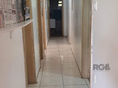 Casa à venda com 200m², 5 quartos, 1 suíte, 4 vagas no bairro Santa Tereza em Porto Alegre - Foto 13