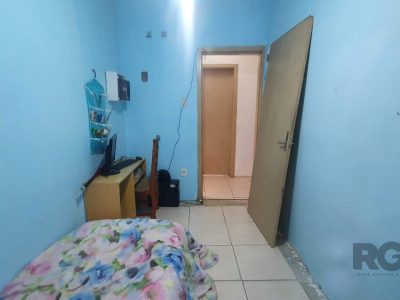 Casa à venda com 200m², 5 quartos, 1 suíte, 4 vagas no bairro Santa Tereza em Porto Alegre - Foto 17