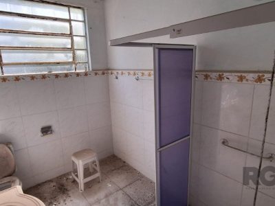 Casa à venda com 211m², 4 quartos, 2 vagas no bairro Jardim do Salso em Porto Alegre - Foto 15