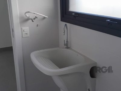 Apartamento à venda com 137m², 2 quartos, 1 suíte, 2 vagas no bairro Santa Cecília em Porto Alegre - Foto 3