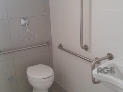 Apartamento à venda com 137m², 2 quartos, 1 suíte, 2 vagas no bairro Santa Cecília em Porto Alegre - Foto 4