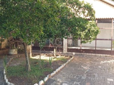 Casa à venda com 170m², 4 quartos, 1 suíte, 2 vagas no bairro Tristeza em Porto Alegre - Foto 22