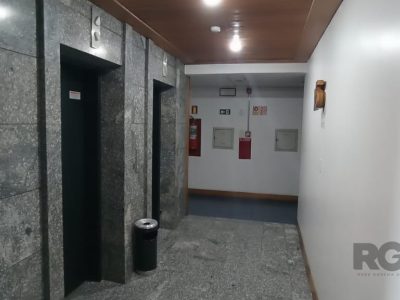 Conjunto/Sala à venda com 80m² no bairro Três Figueiras em Porto Alegre - Foto 17