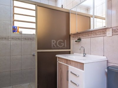 Casa à venda com 215m², 5 quartos, 1 suíte, 3 vagas no bairro Rio Branco em Porto Alegre - Foto 19