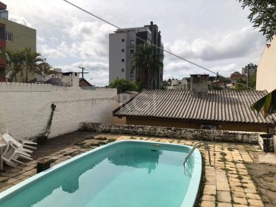 Casa à venda com 200m², 3 quartos, 1 suíte, 2 vagas no bairro Chácara das Pedras em Porto Alegre - Foto 21