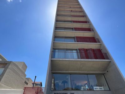 Apartamento à venda com 91m², 2 quartos, 2 suítes, 2 vagas no bairro Menino Deus em Porto Alegre - Foto 4