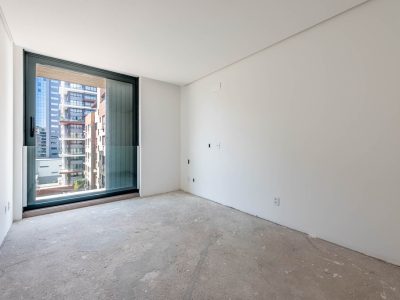 Apartamento à venda com 317m², 3 quartos, 3 suítes, 4 vagas no bairro Petrópolis em Porto Alegre - Foto 9