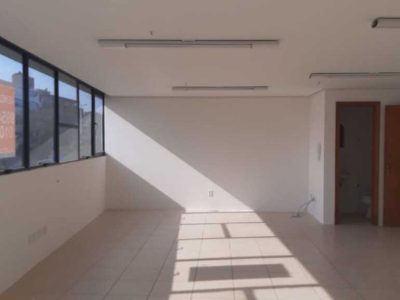 Conjunto/Sala à venda com 94m², 2 vagas no bairro Santana em Porto Alegre - Foto 9