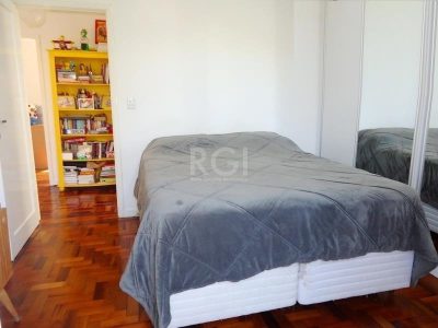 Apartamento à venda com 71m², 3 quartos no bairro São Geraldo em Porto Alegre - Foto 3