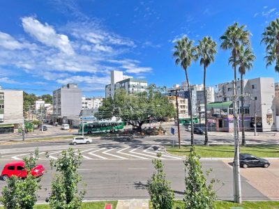 Apartamento à venda com 75m², 3 quartos, 1 suíte, 1 vaga no bairro Farroupilha em Porto Alegre - Foto 12