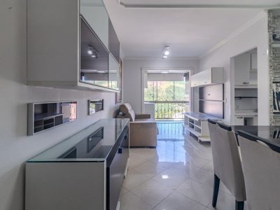 Apartamento à venda com 78m², 3 quartos, 1 suíte, 1 vaga no bairro Jardim Carvalho em Porto Alegre - Foto 2