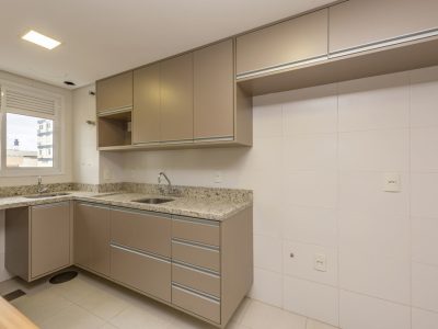 Apartamento à venda com 65m², 3 quartos, 1 suíte, 2 vagas no bairro Petrópolis em Porto Alegre - Foto 9