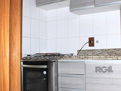 Apartamento à venda com 61m², 2 quartos, 1 suíte, 2 vagas no bairro Petrópolis em Porto Alegre - Foto 8