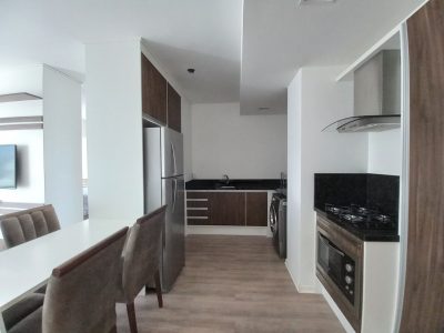 Apartamento à venda com 38m², 1 quarto, 1 vaga no bairro Praia de Belas em Porto Alegre - Foto 2