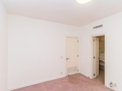 Apartamento à venda com 309m², 3 quartos, 3 suítes, 3 vagas no bairro Auxiliadora em Porto Alegre - Foto 20