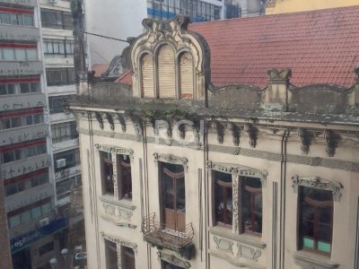 Conjunto/Sala à venda com 112m² no bairro Centro em Porto Alegre - Foto 7