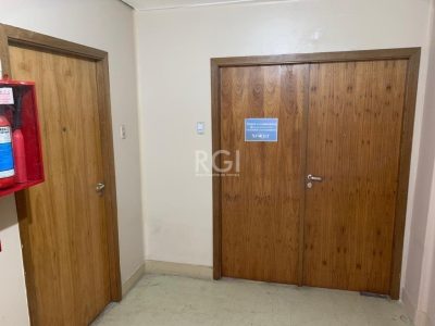 Conjunto/Sala à venda com 112m² no bairro Centro em Porto Alegre - Foto 20