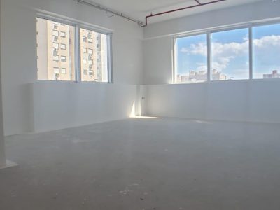 Conjunto/Sala à venda com 38m², 1 vaga no bairro Santana em Porto Alegre - Foto 11