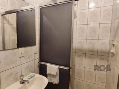 Casa à venda com 230m², 4 quartos, 2 suítes, 3 vagas no bairro Cristo Redentor em Porto Alegre - Foto 13