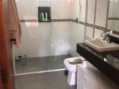 Casa Condominio à venda com 220m², 3 quartos, 1 suíte, 2 vagas no bairro Tristeza em Porto Alegre - Foto 29