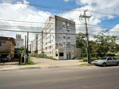 Apartamento à venda com 46m², 2 quartos, 1 vaga no bairro Ipanema em Porto Alegre - Foto 2