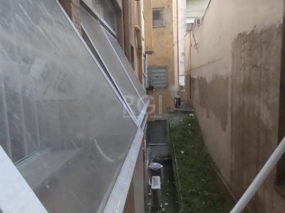 Apartamento à venda com 95m², 3 quartos no bairro Centro Histórico em Porto Alegre - Foto 8