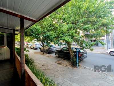 Casa à venda com 170m², 2 quartos no bairro Menino Deus em Porto Alegre - Foto 28